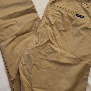 Men's  Khakis